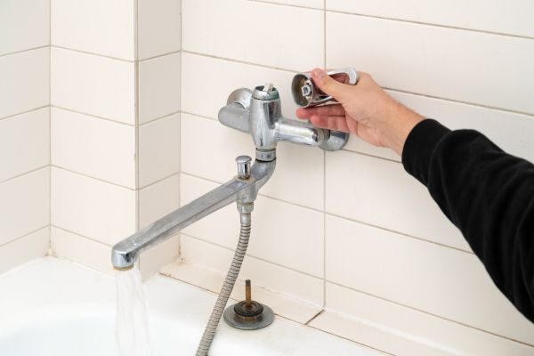 Leaky Bathtub Repair in Harrisburg